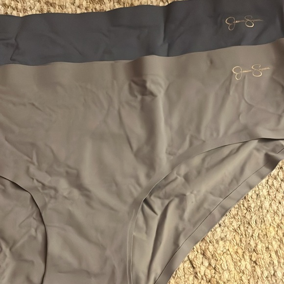 Free Panties - Picture 5 of 5